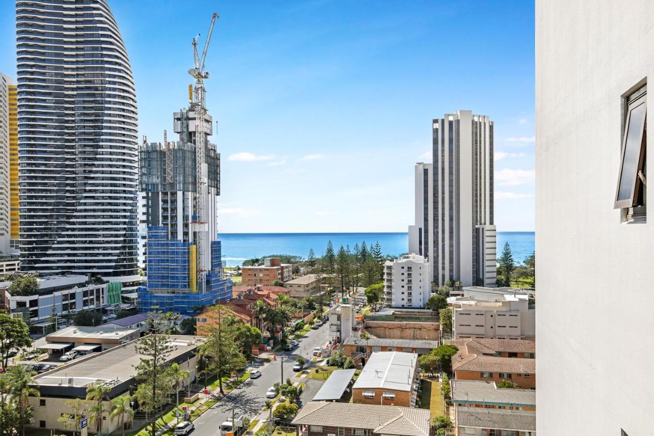 The Eureka Gold Coast Residence On Broadbeach Dış mekan fotoğraf