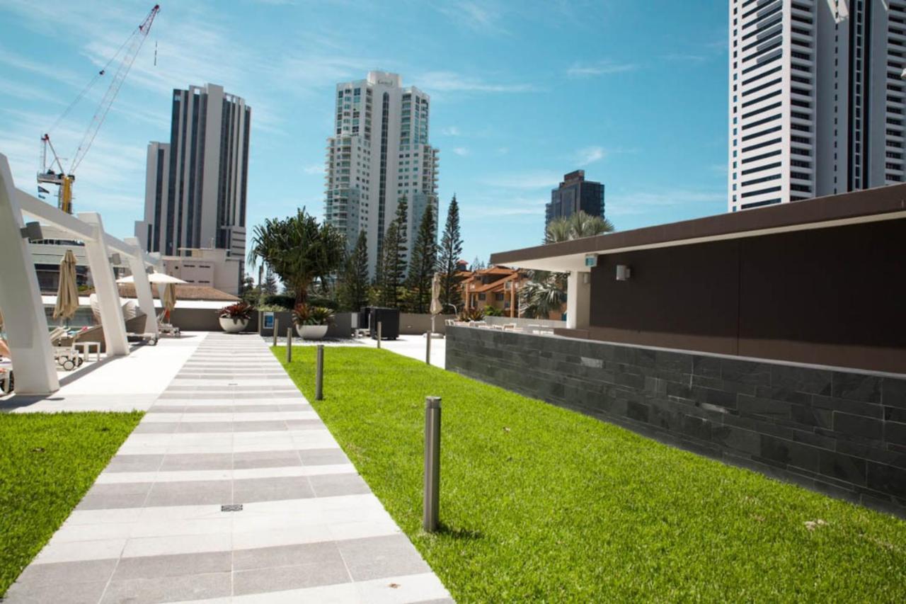 The Eureka Gold Coast Residence On Broadbeach Dış mekan fotoğraf