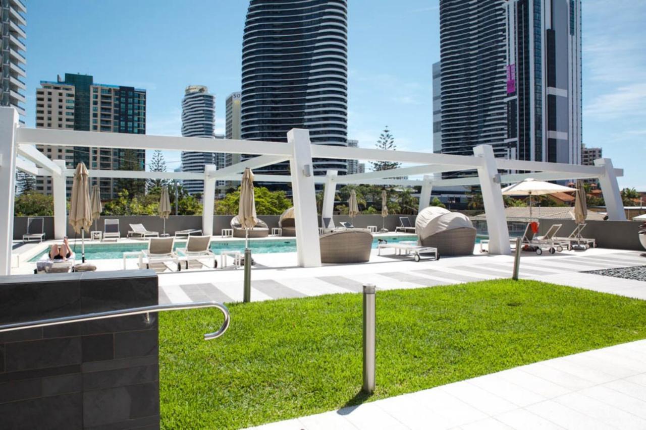 The Eureka Gold Coast Residence On Broadbeach Dış mekan fotoğraf