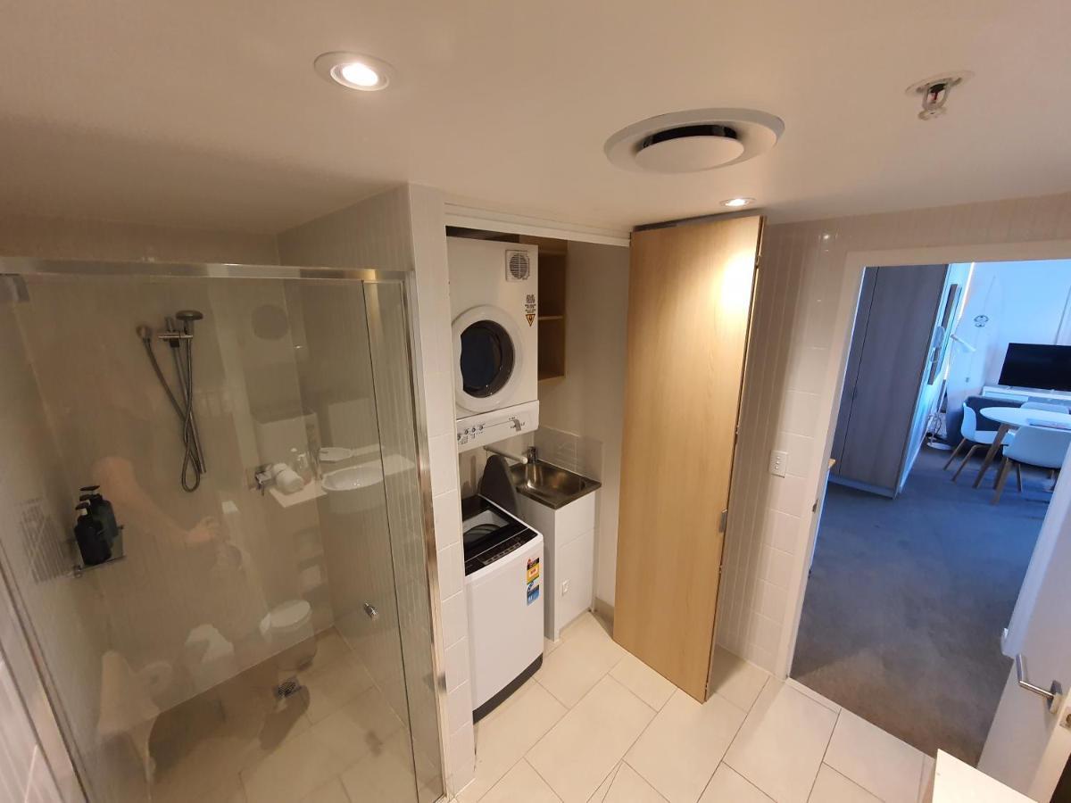 The Eureka Gold Coast Residence On Broadbeach Dış mekan fotoğraf